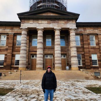 Old State Capitol - Landmarks & Historical Buildings Near Me - Springfield, Illinois
