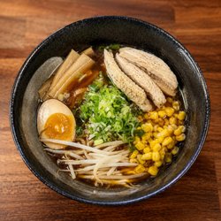 CHICKEN RAMEN