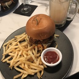 Fried chicken sandwich and tavern lemonade (non-alcoholic) Fried chicken sandwich and tavern lemonade (non-alcoholic)