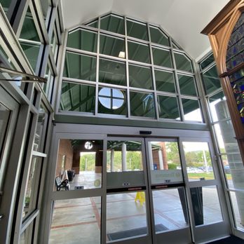Tiger Window Cleaning - Interior and exterior window cleaning - Window Washing Near Me - Dandridge, Tennessee Tiger Window Cleaning - Interior and exterior window cleaning - Window Washing Near Me - Dandridge, Tennessee