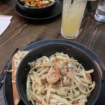 Novellus - Shrimp scampi - New American Near Me - Saint Charles, Missouri