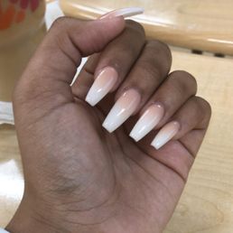 Ballerina pink to white acrylic ombré nails. Ballerina pink to white acrylic ombré nails.