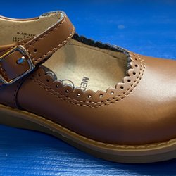 Snapdragon Boutique - Classic style Mary Jane shoes