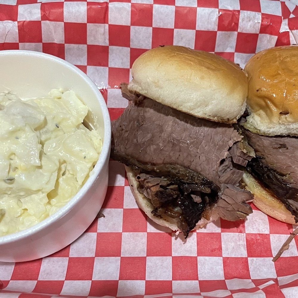 T's BBQ - Briscuit Sliders - Barbeque Near Me - Harrison, Arkansas T's BBQ - Briscuit Sliders - Barbeque Near Me - Harrison, Arkansas