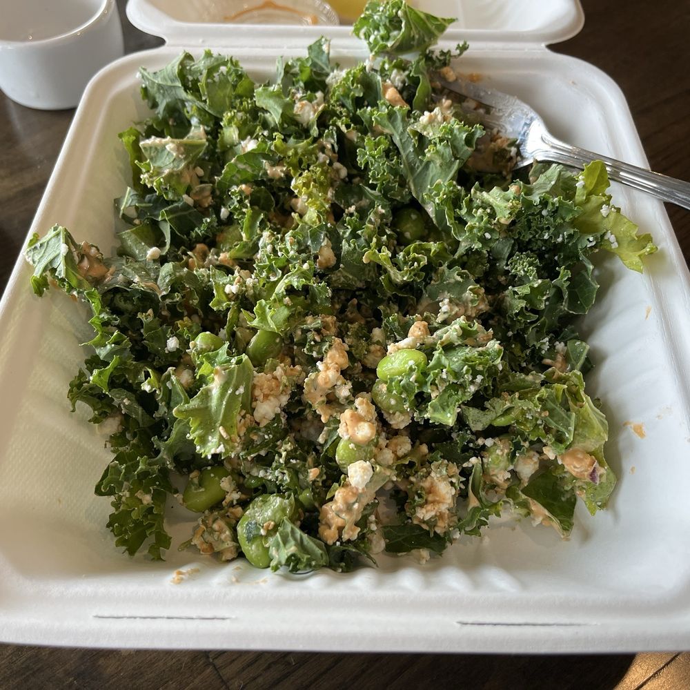 Cafe del Soul - Kale & Quinoa Greek with added edamame - Vegetarian Near Me - Mill Valley, California