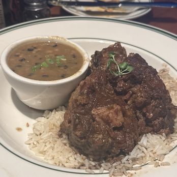 Fixins Soul Kitchen  - Oxtails - Soul Food Near Me - Los Angeles, California