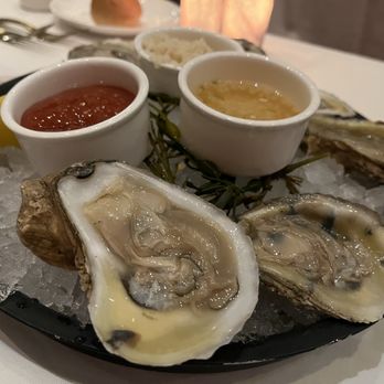 B-Prime Steakhouse - Oysters - six oysters per serving - Steakhouses Near Me - Atlantic City, New Jersey B-Prime Steakhouse - Oysters - six oysters per serving - Steakhouses Near Me - Atlantic City, New Jersey