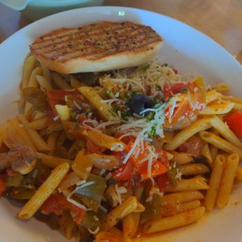 Euro Cafe - Pasta al forno - Portuguese Near Me - Claremont, California Euro Cafe - Pasta al forno - Portuguese Near Me - Claremont, California