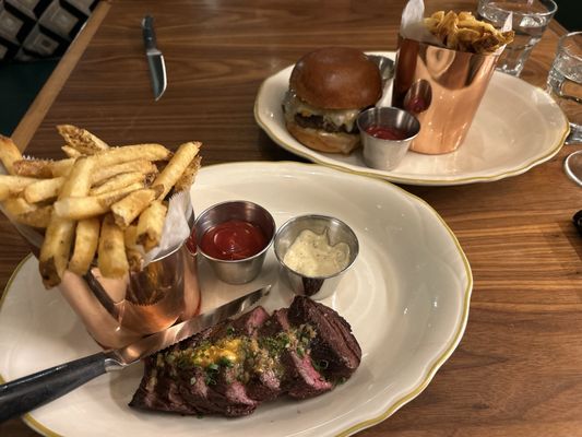 Ellington Park Bistro by null