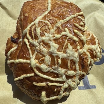 The Salty Donut - Ham & cheese croissant crust - Donuts Near Me - Nashville, Tennessee The Salty Donut - Ham & cheese croissant crust - Donuts Near Me - Nashville, Tennessee