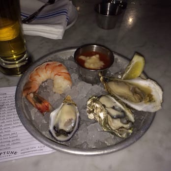 Neptune Oyster - Tried oysters for the first time. - Seafood Near Me - Boston, Massachusetts Neptune Oyster - Tried oysters for the first time. - Seafood Near Me - Boston, Massachusetts