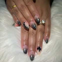 Tina Nails and Pedicure
