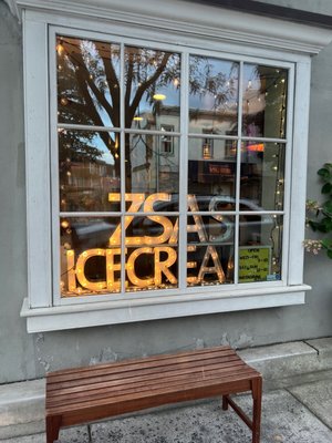 Zsa's Ice Cream by null