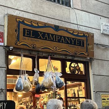 El Xampanyet - Tapas Bars Near Me - Barcelona, B