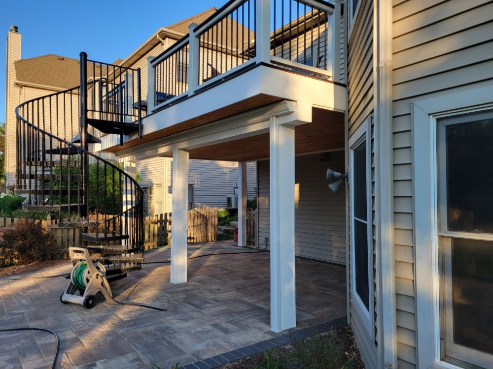 Slide of R4 Home Improvement