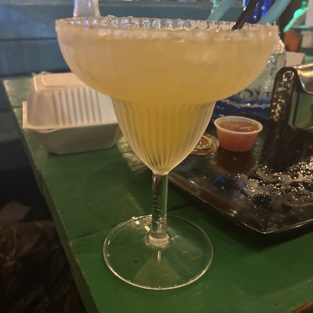 Champagne Margarita.....6/10. Very tasty but too much ice so not worth the price.