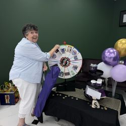Huntington Fine Jewelers - Let's make a deal winner!