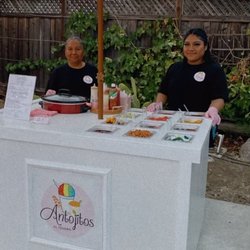 Antojitos El Tesoro - Mom and daughter duo small latina business