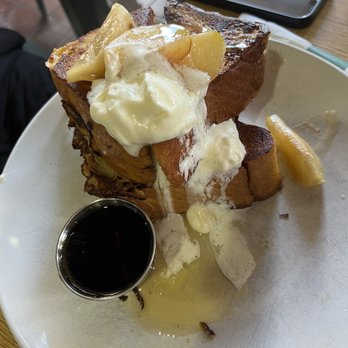 Sara's Kitchen - Cinnamon Apple French Toast - Breakfast & Brunch Near Me - Palm Beach Gardens, Florida Sara's Kitchen - Cinnamon Apple French Toast - Breakfast & Brunch Near Me - Palm Beach Gardens, Florida