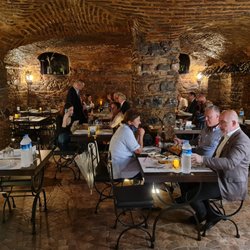 Mahzen Restaurant