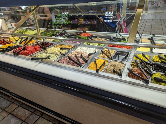 Boulineau's Foods Plus by null