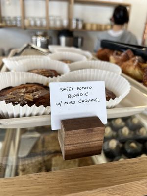 Loba Pastry + Coffee by null