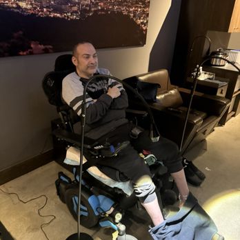 Hammer & Nails - Studio City - I'm in heaven - Barbers Near Me - Studio City, California