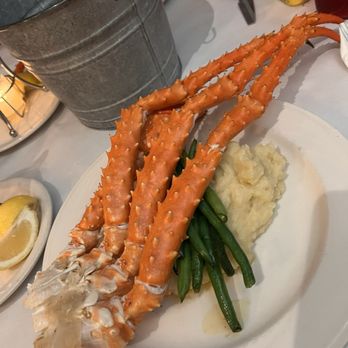 Cracked Crab - King crab legs were so good! - Seafood Near Me - Pismo Beach, California Cracked Crab - King crab legs were so good! - Seafood Near Me - Pismo Beach, California