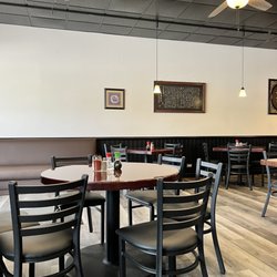 P & Y Cafe - Inside