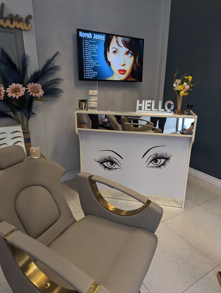LEYLA’S BEAUTY BAR Updated September 2024 Request an Appointment