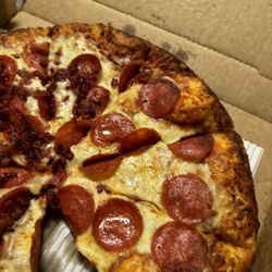 Cottage Inn Pizza - Grease just sitting on top of cold cheese.
