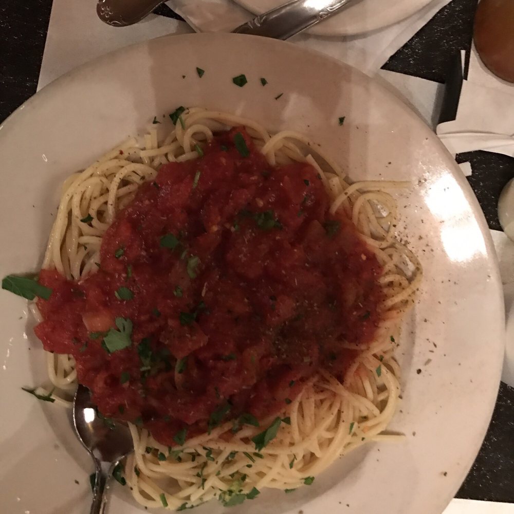 Spaghetti Warehouse - Syracuse - Spaghetti with spicy sauce - Italian Near Me - Syracuse, New York