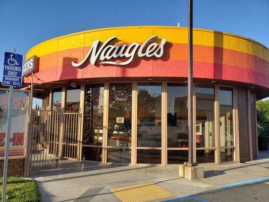 Naugles Tacos & Burgers by null
