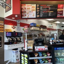Jimmy John's - Foyer