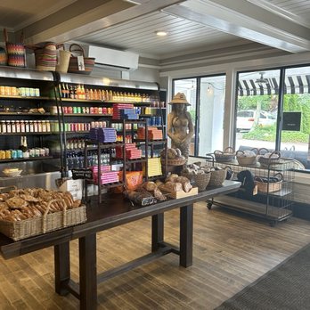 Waterside Market - Breakfast & Brunch Near Me - Vineyard Haven, Massachusetts