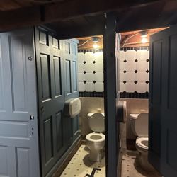 Battlefield Brew Works - Women's bathrooms