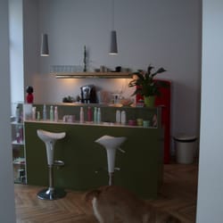 Kommheim Haareschneiden - Café?