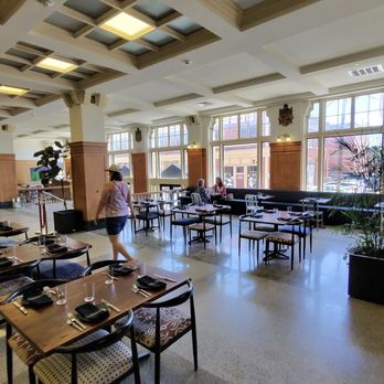 Oak & Third - Dining area - American Near Me - Mineral Wells, Texas Oak & Third - Dining area - American Near Me - Mineral Wells, Texas