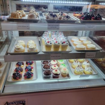 Izzio Bakery - Bakeries Near Me - Denver, Colorado Izzio Bakery - Bakeries Near Me - Denver, Colorado