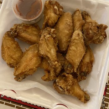 Pinball Pizza - Jumbo Buffalo Wings - Pizza Near Me - Burbank, California Pinball Pizza - Jumbo Buffalo Wings - Pizza Near Me - Burbank, California