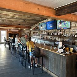 Main bar