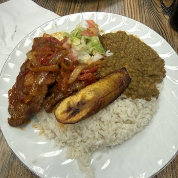 Los Andes Restaurant & Bar - Churrasco with lentils, white rice, salad & maduros - Empanadas Near Me - Stony Point, New York Los Andes Restaurant & Bar - Churrasco with lentils, white rice, salad & maduros - Empanadas Near Me - Stony Point, New York