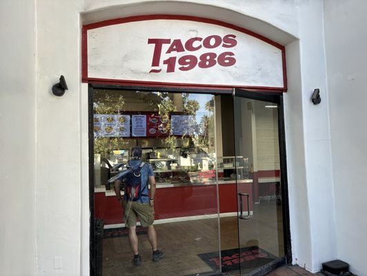 Tacos 1986 by null