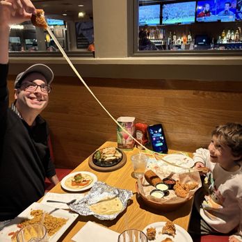 Chili's - Bars Near Me - Warwick, Rhode Island