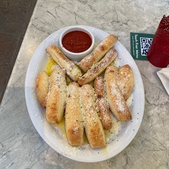 Sally O'Neal's Pizza Hotline - Appetiser: breadsticks - Pizza Near Me - Tampa, Florida Sally O'Neal's Pizza Hotline - Appetiser: breadsticks - Pizza Near Me - Tampa, Florida