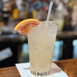 Woodys Crab House - Grapefruit Crush