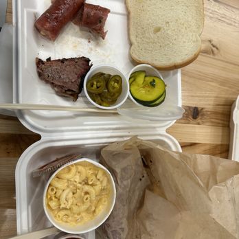 Jack's BBQ - Columbia Tower - brisket and sausage with a side of mac & cheese - Barbeque Near Me - Seattle, Washington Jack's BBQ - Columbia Tower - brisket and sausage with a side of mac & cheese - Barbeque Near Me - Seattle, Washington