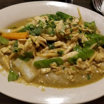 Phovana - Keep calm and Thai green curry on - Vietnamese Near Me - Amherst, New York