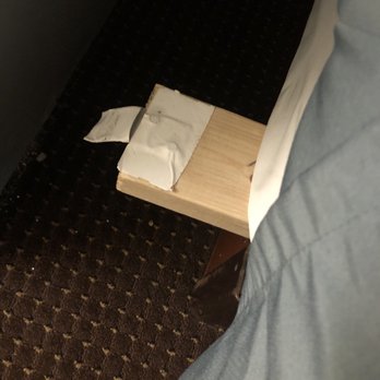 Days Inn by Wyndham Dubuque - 2x4 hanging out of bed that tripped me - Hotels Near Me - Dubuque, Iowa