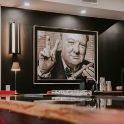 The Winston's Club - Winston Churchill Painting